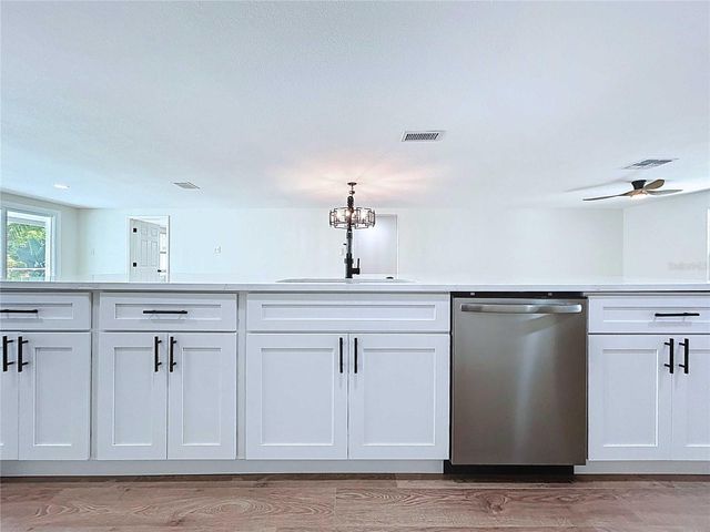 5040 GLENN DRIVE, New Port Richey, FL 34652