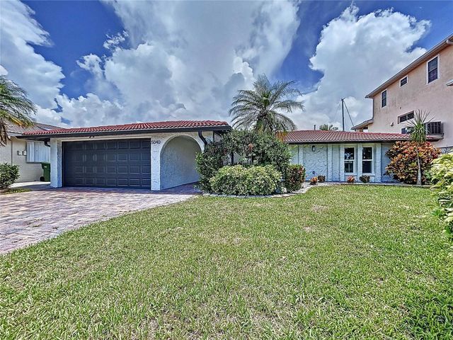 5040 GLENN DRIVE, New Port Richey, FL 34652