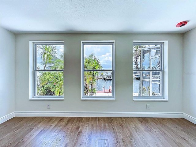 5040 GLENN DRIVE, New Port Richey, FL 34652