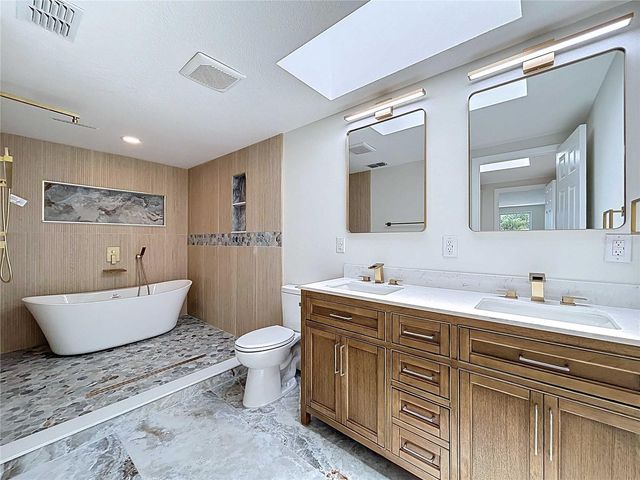 5040 GLENN DRIVE, New Port Richey, FL 34652