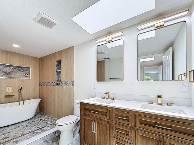 5040 GLENN DRIVE, New Port Richey, FL 34652