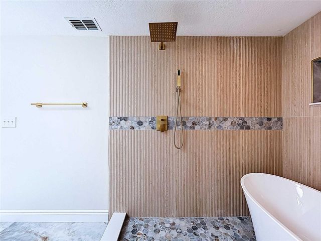 5040 GLENN DRIVE, New Port Richey, FL 34652