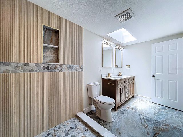 5040 GLENN DRIVE, New Port Richey, FL 34652