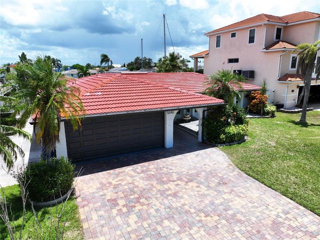 5040 GLENN DRIVE, New Port Richey, FL 34652