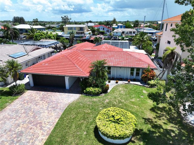 5040 GLENN DRIVE, New Port Richey, FL 34652