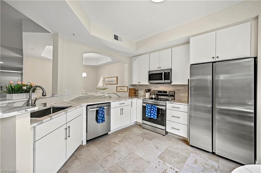 20940 Island Sound CIR 105, ESTERO, FL 33928 — photo 4
