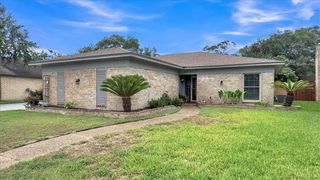 5301 Bromley Dr, Corpus Christi, TX 78413
