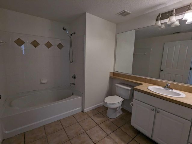 9857 Baywinds Drive 9103, West Palm Beach, FL 33411