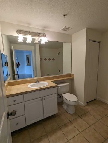 9857 Baywinds Drive 9103, West Palm Beach, FL 33411
