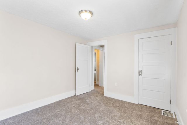 320 E Xenia Drive 320 E Xenia Drive, Fairborn, OH 45324