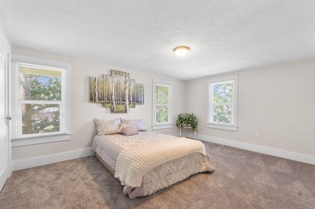 320 E Xenia Drive 320 E Xenia Drive, Fairborn, OH 45324