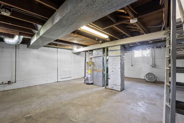 320 E Xenia Drive 320 E Xenia Drive, Fairborn, OH 45324