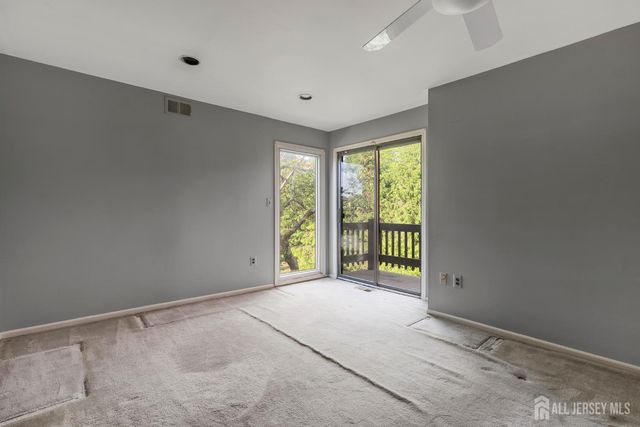 156 Riverbend Drive, North Brunswick, NJ 08902