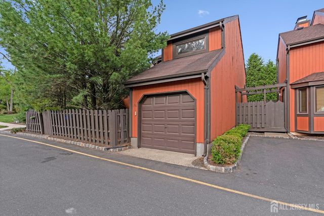 156 Riverbend Drive, North Brunswick, NJ 08902