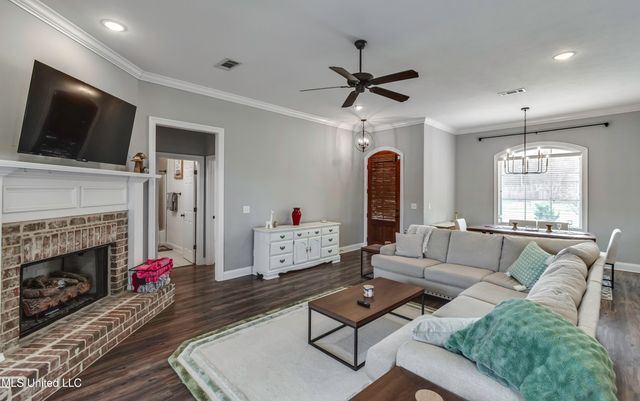 151 Western Ridge Circle, Canton, MS 39046