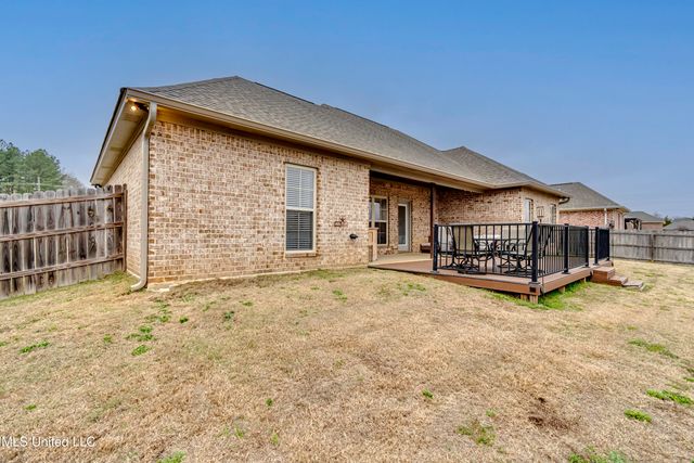 151 Western Ridge Circle, Canton, MS 39046