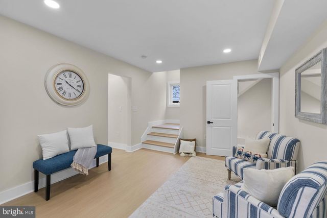 10 KINGSTON PARK, Middle River, MD 21220