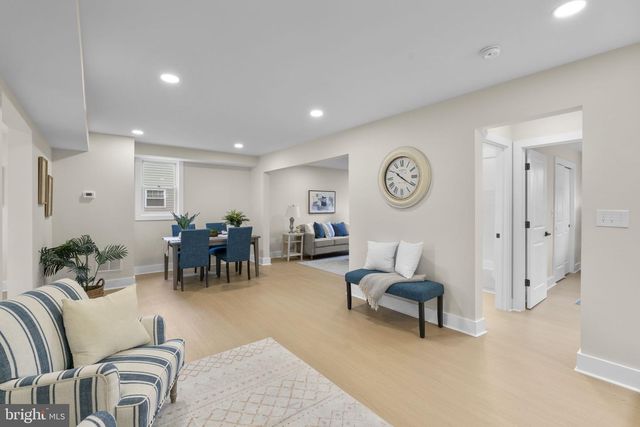 10 KINGSTON PARK, Middle River, MD 21220