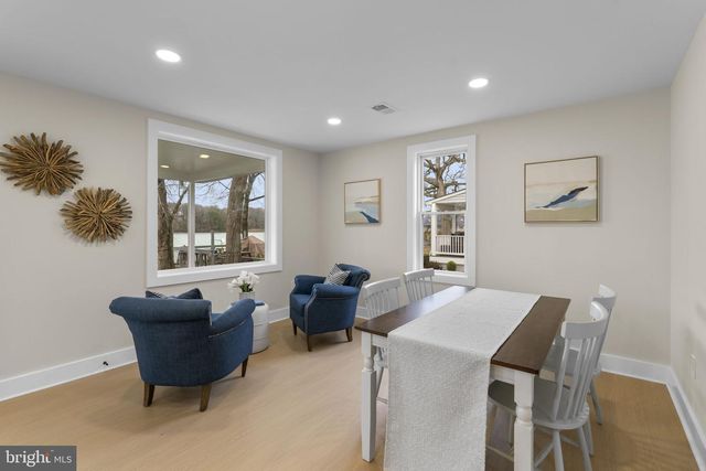 10 KINGSTON PARK, Middle River, MD 21220