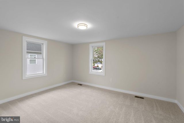 10 KINGSTON PARK, Middle River, MD 21220