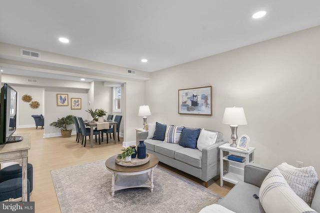 10 KINGSTON PARK, Middle River, MD 21220