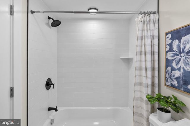 10 KINGSTON PARK, Middle River, MD 21220