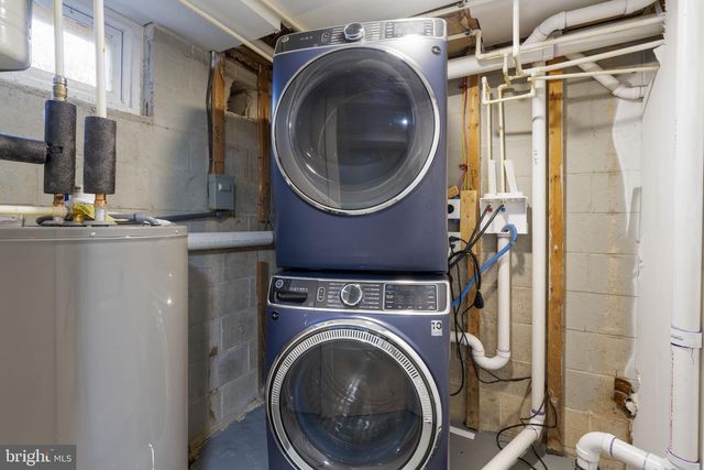 10 KINGSTON PARK, Middle River, MD 21220