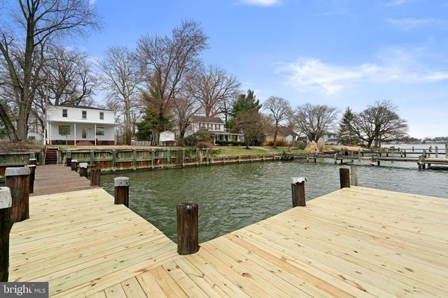 10 KINGSTON PARK, Middle River, MD 21220