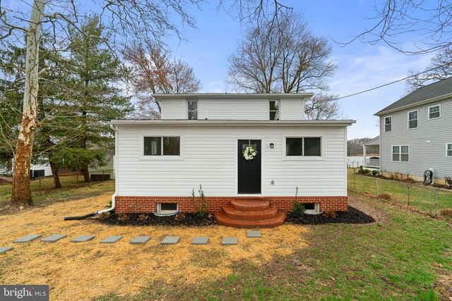 10 KINGSTON PARK, Middle River, MD 21220