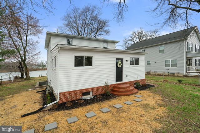 10 KINGSTON PARK, Middle River, MD 21220