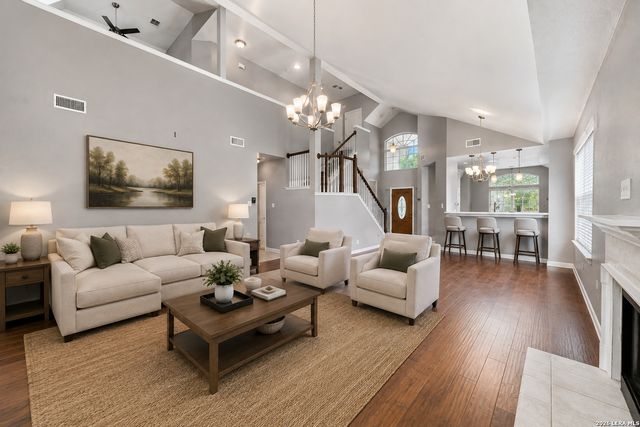 419 Pease Holw, San Antonio, TX 78258