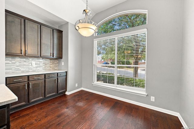 419 Pease Holw, San Antonio, TX 78258