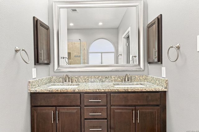 419 Pease Holw, San Antonio, TX 78258