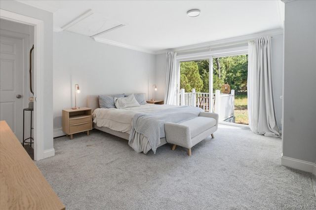 1A Gerald Lane, Hampton Bays, NY 11946