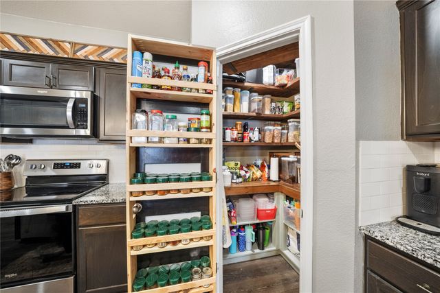 129 Banner Avenue, Royse City, TX 75189