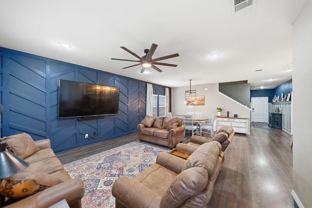 129 Banner Avenue, Royse City, TX 75189
