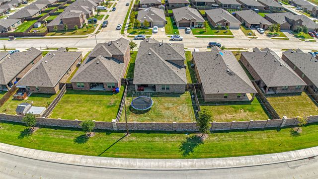 129 Banner Avenue, Royse City, TX 75189