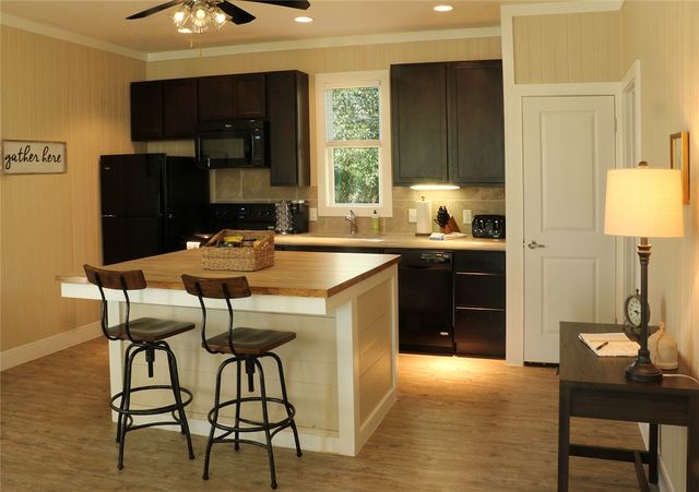 5412 Raymond Stotzer Parkway, College Station, TX 77845