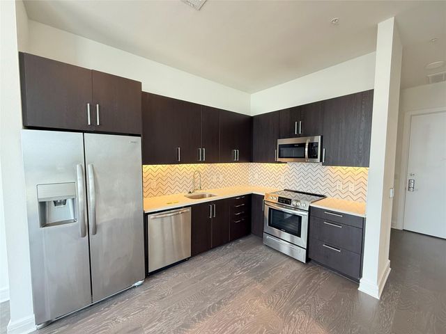 3300 Main St A3.703, Houston, TX 77002