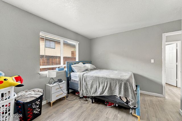 3835 Moorpark Court, Sun Valley, NV 89433