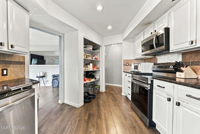 3835 Moorpark Court, Sun Valley, NV 89433