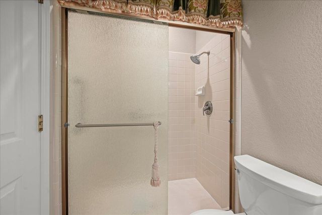 11931 Old Eureka Way, Gold River, CA 95670