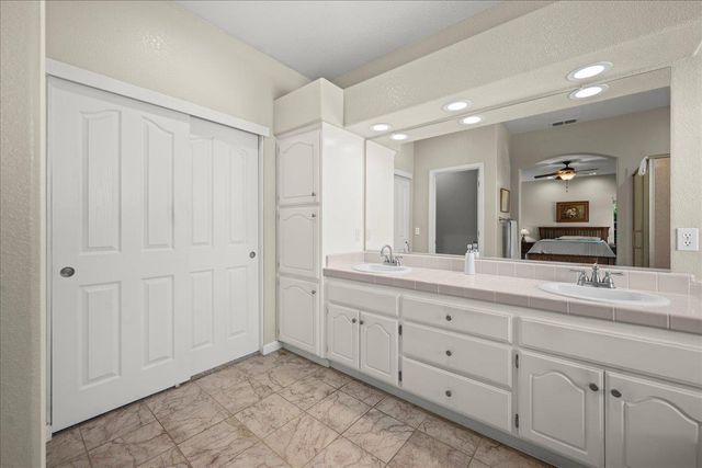 11931 Old Eureka Way, Gold River, CA 95670