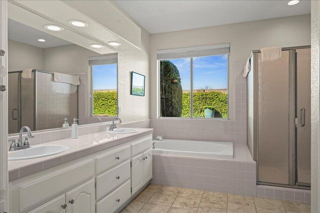 11931 Old Eureka Way, Gold River, CA 95670