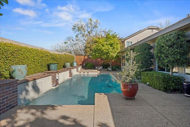 11931 Old Eureka Way, Gold River, CA 95670