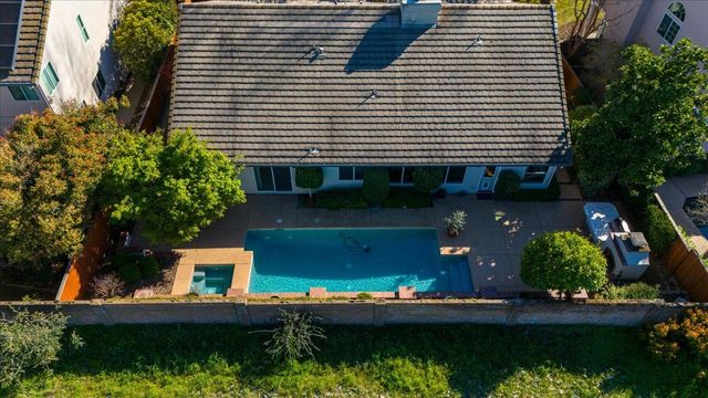 11931 Old Eureka Way, Gold River, CA 95670