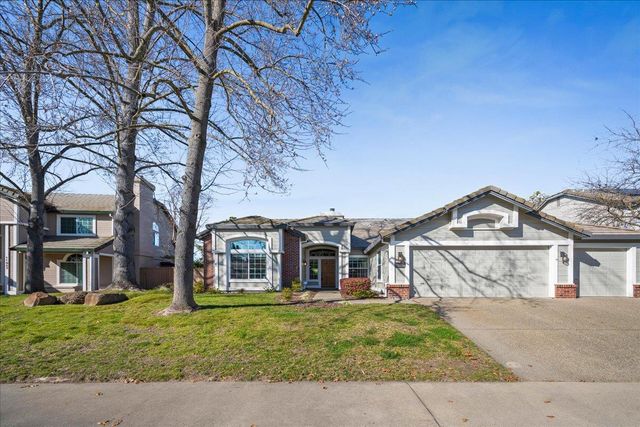 11931 Old Eureka Way, Gold River, CA 95670