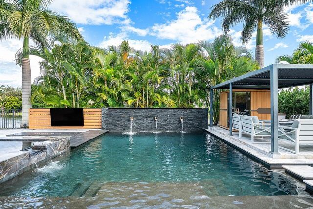 3019 Gin Berry Way, West Palm Beach, FL 33401