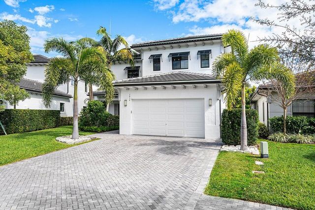 3019 Gin Berry Way, West Palm Beach, FL 33401