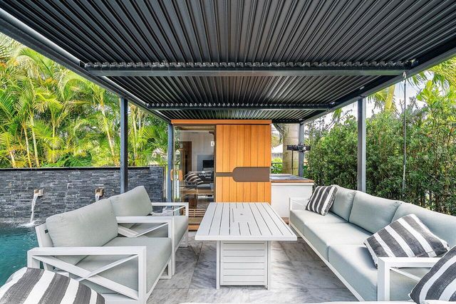 3019 Gin Berry Way, West Palm Beach, FL 33401